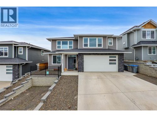 2270 Saddleback Dr, Kamloops, BC, V2B0G7 | Card Image