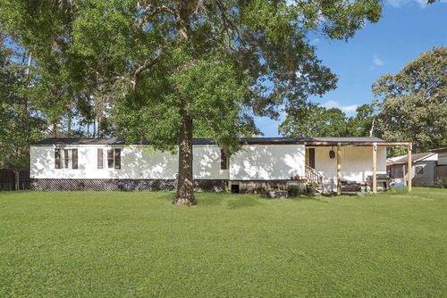 12915 Indian Ridge Dr, Old River-Winfree, TX, 77535-8023 | Card Image