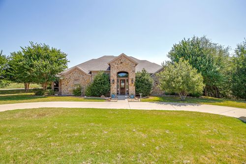 8401 Fullerton Dr, Cleburne, TX, 76033-8580 | Card Image
