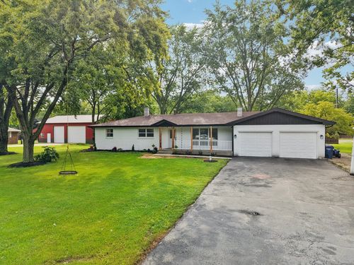 23 Oak Lawn Ave, Yorkville, IL, 60560-9511 | Card Image