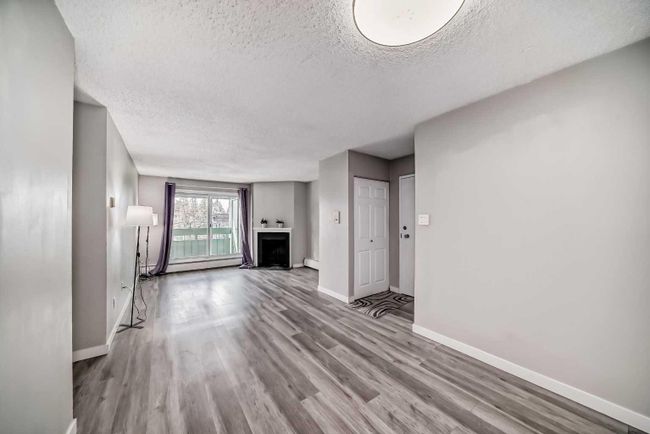 5310 - 315 Southampton Drive Sw, Home with 2 bedrooms, 1 bathrooms and 1 parking in Calgary AB | Image 16
