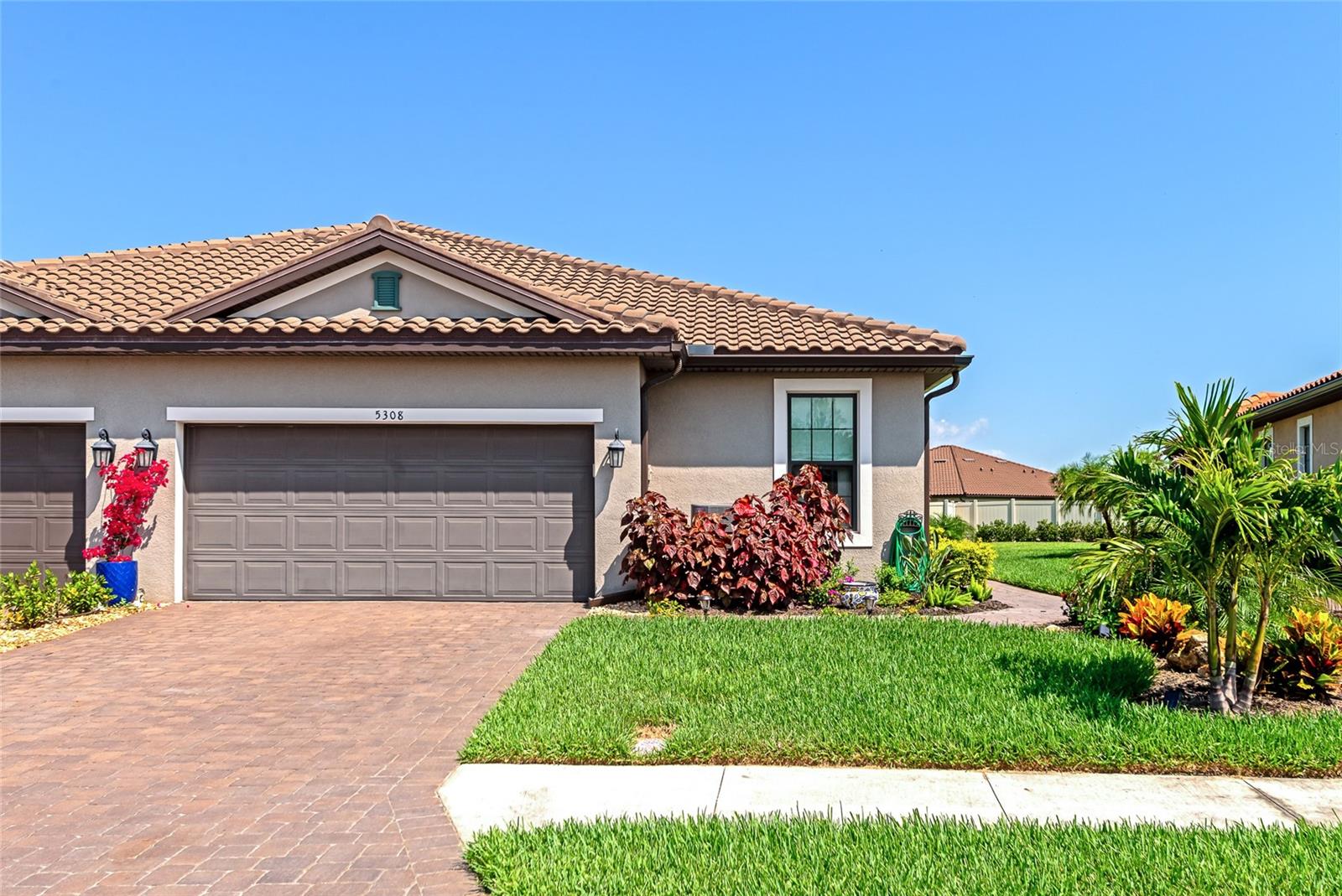 Rushmere Ct, Palmetto, FL 34221
