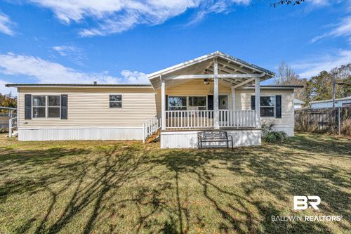 102 S Wren Ln, Robertsdale, AL, 36567-7931 | Card Image
