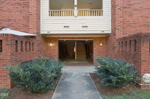 202-3502 Ivy Commons Dr, Raleigh, NC, 27606-4903 | Card Image