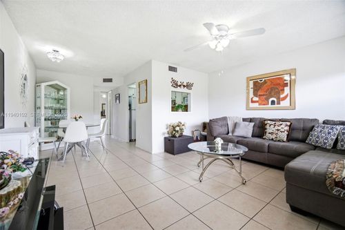 apt-218-9101 Sunrise Lakes Blvd, Sunrise, FL, 33322-1352 | Card Image