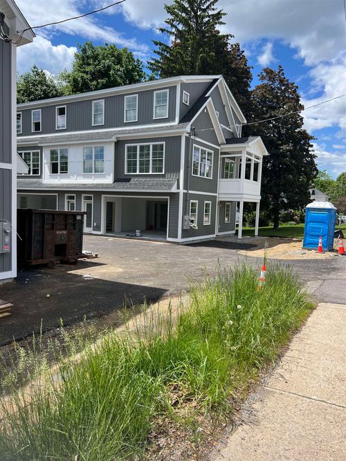 unit-a-front-796 Central Ave, Dover, NH, 03820-2520 | Card Image