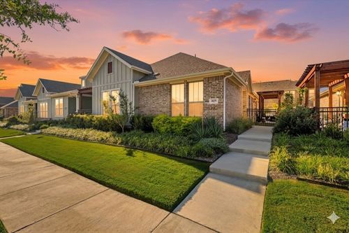 1029 3rd St, Argyle, TX, 76226-3435 | Card Image