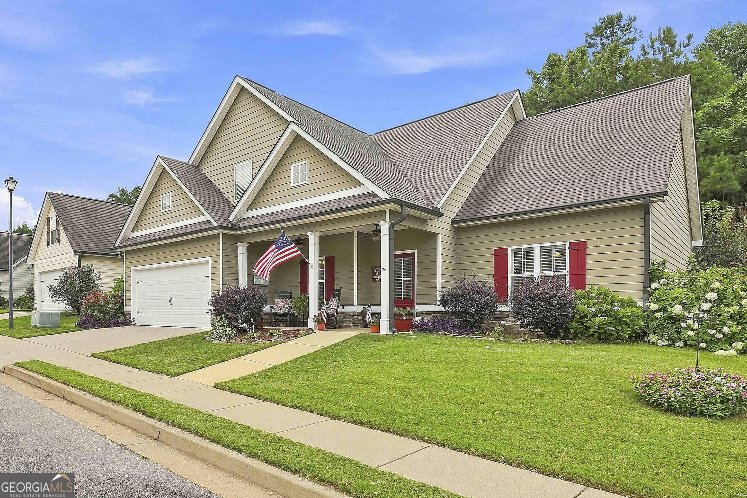 Residential in Lagrange 4