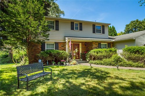 28 Old Post Rd, Fairport, NY, 14450-2908 | Card Image