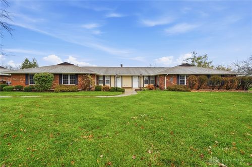 8772 Washington Colony Dr, Centerville, OH, 45458-3313 | Card Image