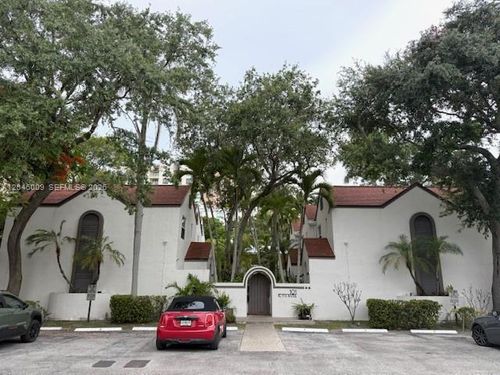 1-101 Ne 8th Avenue, Fort Lauderdale, FL, 33301 | Card Image