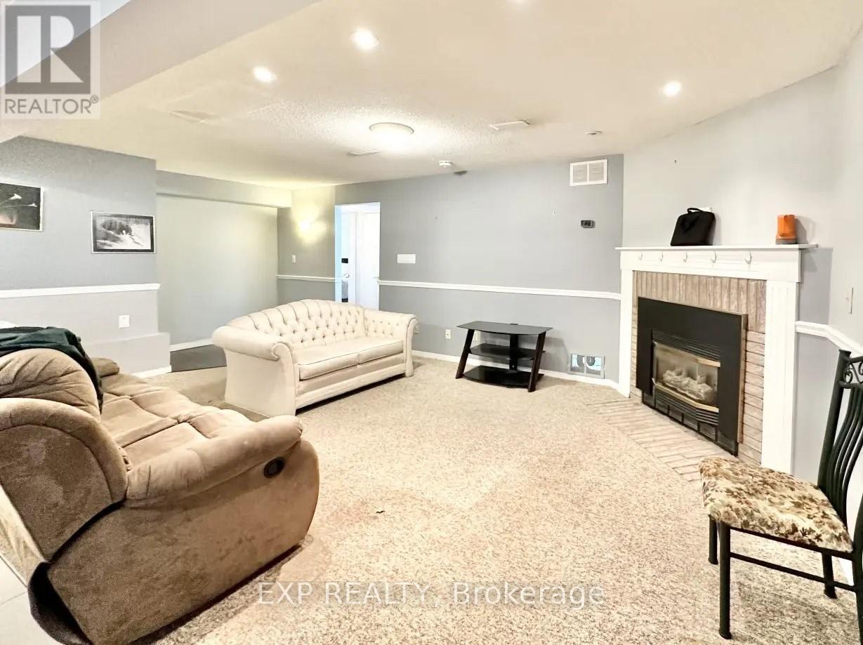 Residential Lease in Whitby (Pringle Creek)