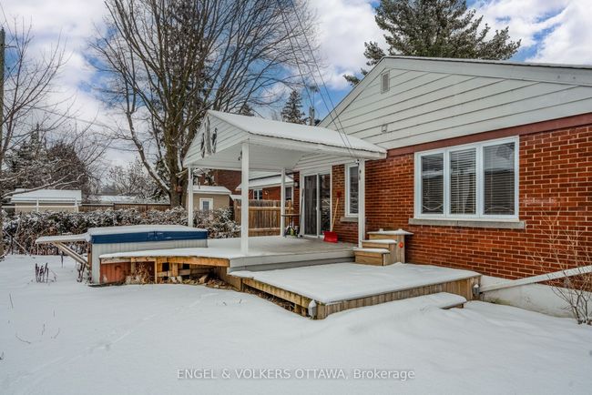797 Hamlet Rd, House other with 2 bedrooms, 2 bathrooms and 2 parking in Ottawa ON | Image 35