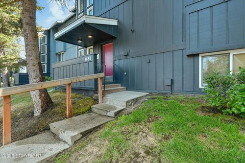 303-1630 Eastridge Dr, Anchorage, AK, 99501-5758 | Card Image