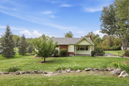 233 Hill Street, Carmel, NY, 10541 | Card Image