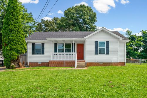 825 Washington Ave, Oak Grove, KY, 42262-8247 | Card Image