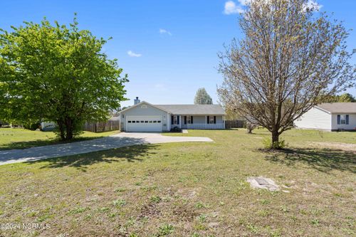 251 Bannermans Mill Rd, Richlands, NC, 28574-8103 | Card Image