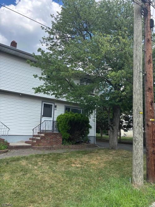 80 Cedarhurst Ave, Woodland Park, NJ, 07424-3005 | Card Image