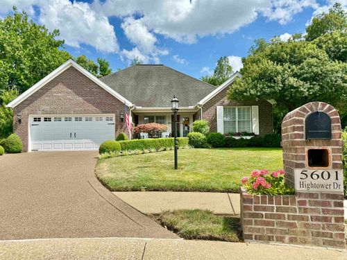 5601 High Tower Dr, Evansville, IN, 47711-7774 | Card Image