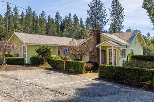2611 Nevada City Highway, Grass Valley, CA, 95945 | Card Image