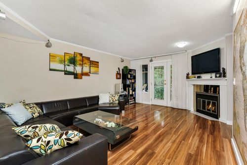 4-58 Richmond St, New Westminster, BC, V3L5P2 | Card Image