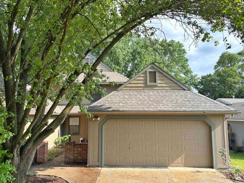 2512 Crestline Ct, Lawrence, KS, 66047-2855 | Card Image