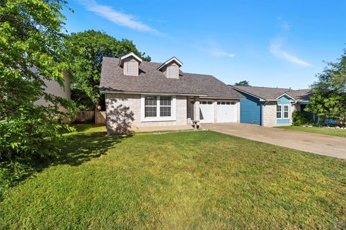 2210 Lasso Dr, Round Rock, TX, 78681-7399 | Card Image