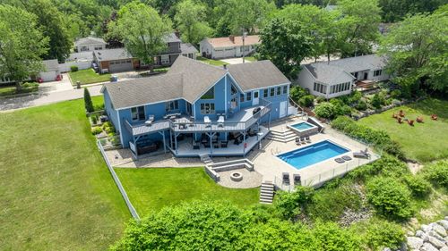 1406 Shore Dr, New Buffalo, MI, 49117-1013 | Card Image