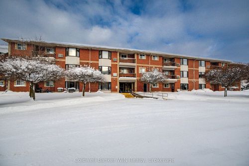 309-460 Durham St W, Mount Forest, ON, N0G2L1 | Card Image