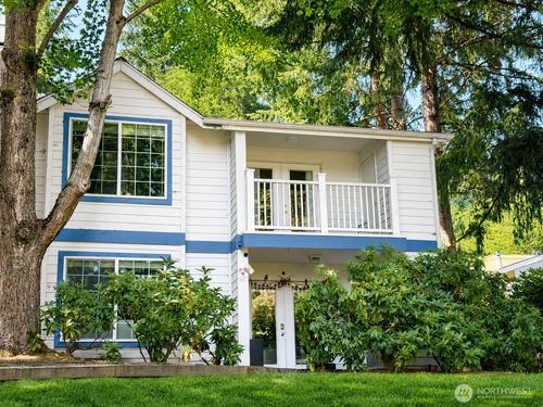 d208-8653 Avondale Rd Ne, Redmond, WA, 98052-3371 | Card Image