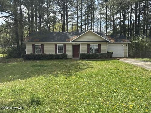 205 Commons Ct, New Bern, NC, 28560-8024 | Card Image