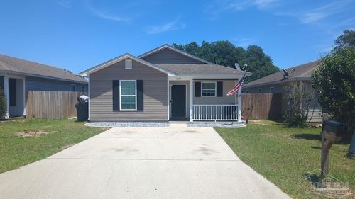 5877 Tryton Cir, Bellview, FL, 32526-2239 | Card Image