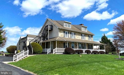 1801 Horseshoe Pike, HONEY BROOK, PA, 19344-8501 | Card Image