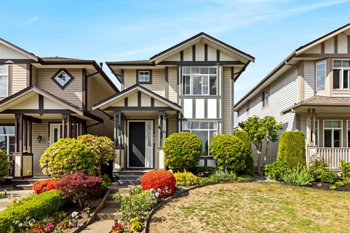 106-33751 7th Ave, Mission, BC, V2V7C2 | Card Image