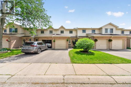 27-860 Rymal Road E, Hamilton (Broughton), ON, L8W2X4 | Card Image