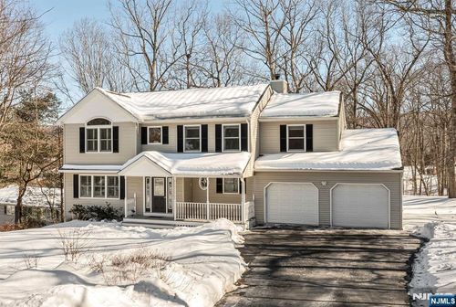 25 Alta Vista Dr, Ringwood, NJ, 07456-2001 | Card Image