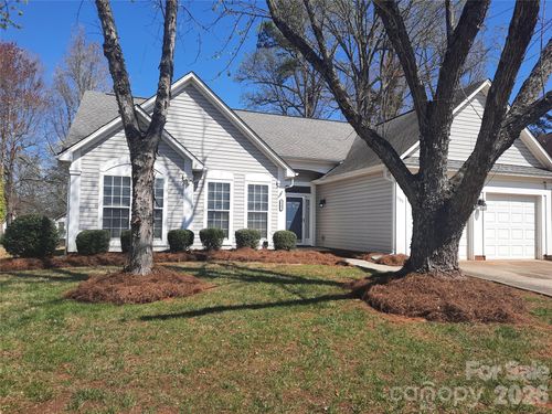 5305 Chinemist Ct, Charlotte, NC, 28269-0101 | Card Image