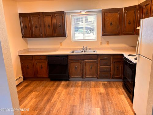 apt-1-1916 Beaver Pl, Anchorage, AK, 99504-2578 | Card Image
