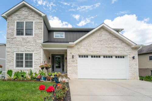 1027 Excalibur Dr, Morgantown, WV, 26508-9228 | Card Image