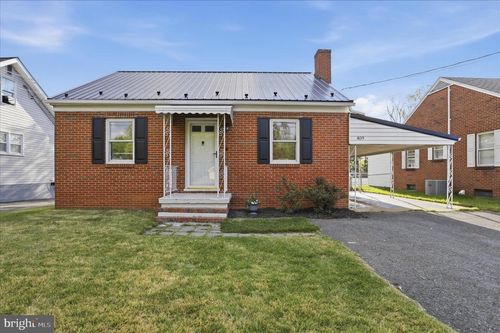 409 S Artizan St, WILLIAMSPORT, MD, 21795-2005 | Card Image