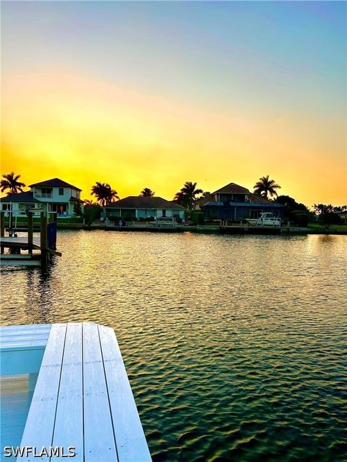 1775 Waterfall Ct, MARCO ISLAND, FL, 34145-4735 | Card Image