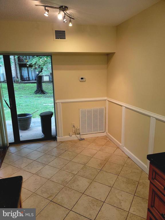 Residential Lease in RESTON 5