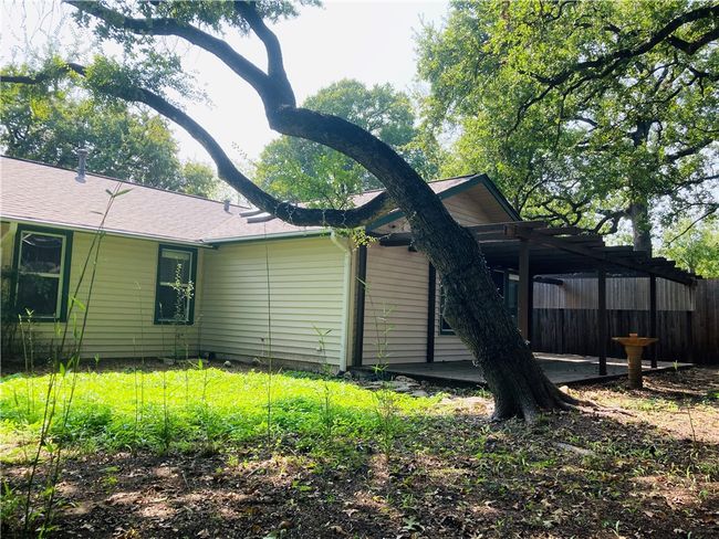 2400 W 7 Th St, House other with 4 bedrooms, 2 bathrooms and 4 parking in Austin TX | Image 31