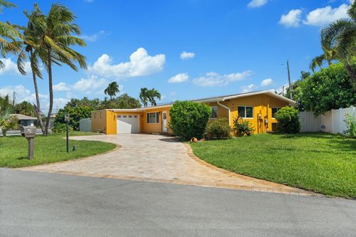 31 Ne 27th Dr, Wilton Manors, FL, 33334-1071 | Card Image
