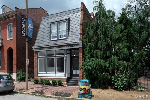 1915 S 12th St, Saint Louis, MO, 63104-3950 | Card Image