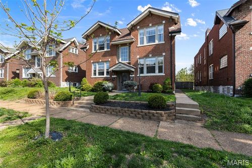 1b-4623 Shenandoah Ave, Saint Louis, MO, 63110-3423 | Card Image