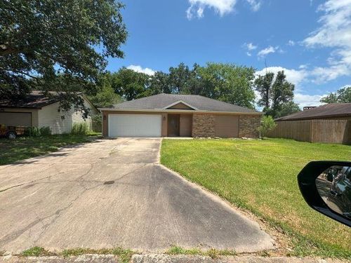 2985 Willow Pl, Beaumont, TX, 77707-5123 | Card Image