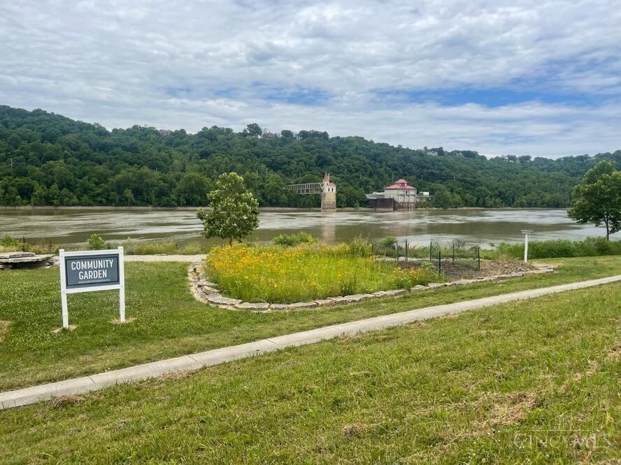 Land in Cincinnati 5
