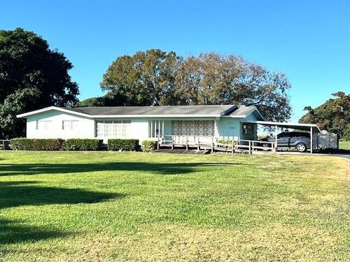 100 Royal Palm Way, Belle Glade, FL, 33430-2716 | Card Image