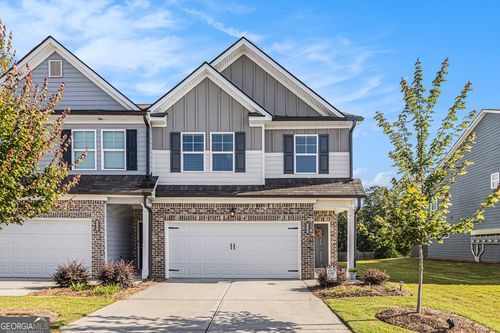 4545 Bishops Ln, Oakwood, GA, 30566-0333 | Card Image